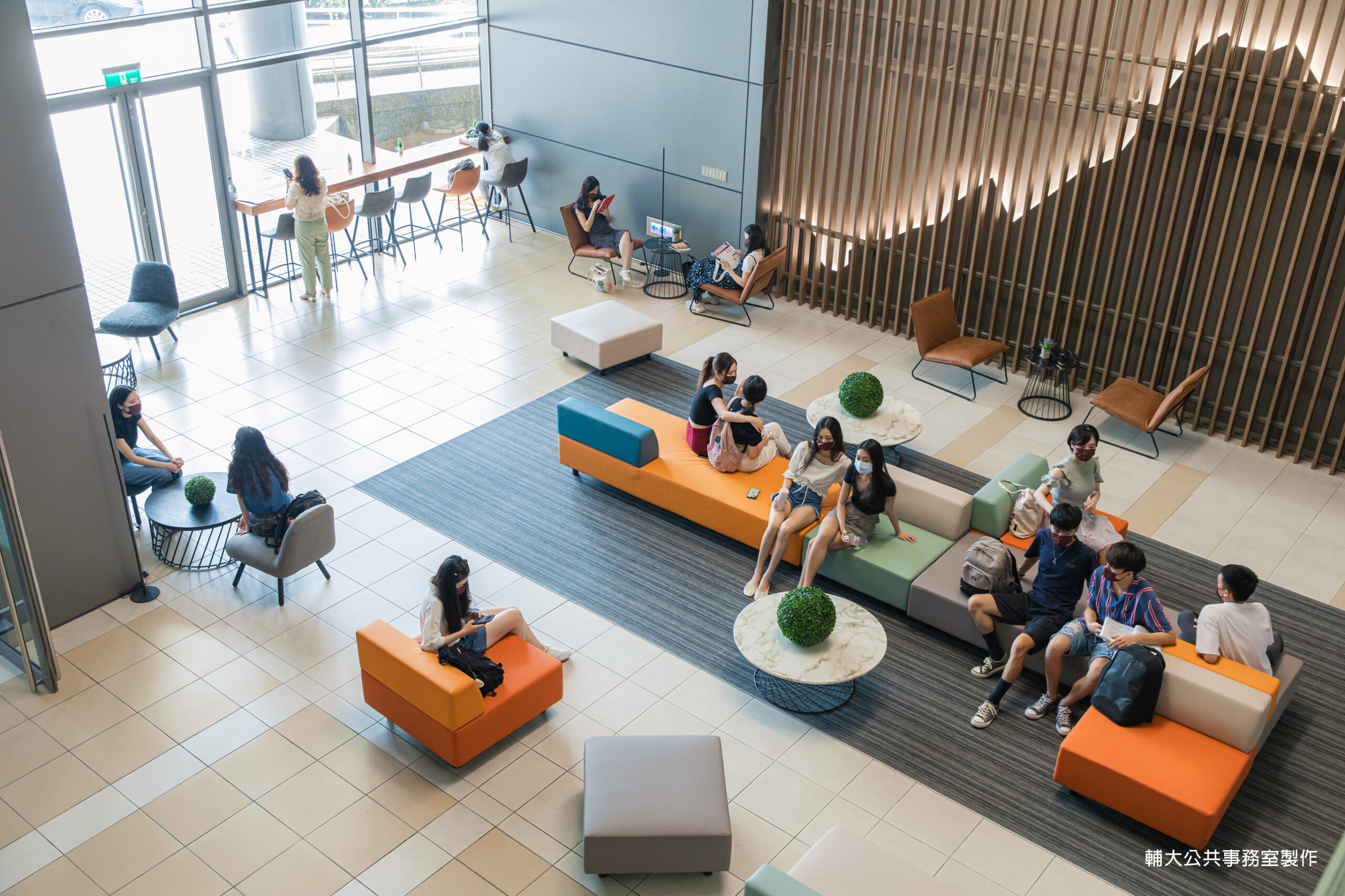 Read more about the article Jingle all the way! FJCU Kindergarten shares Christmas spirit on campus